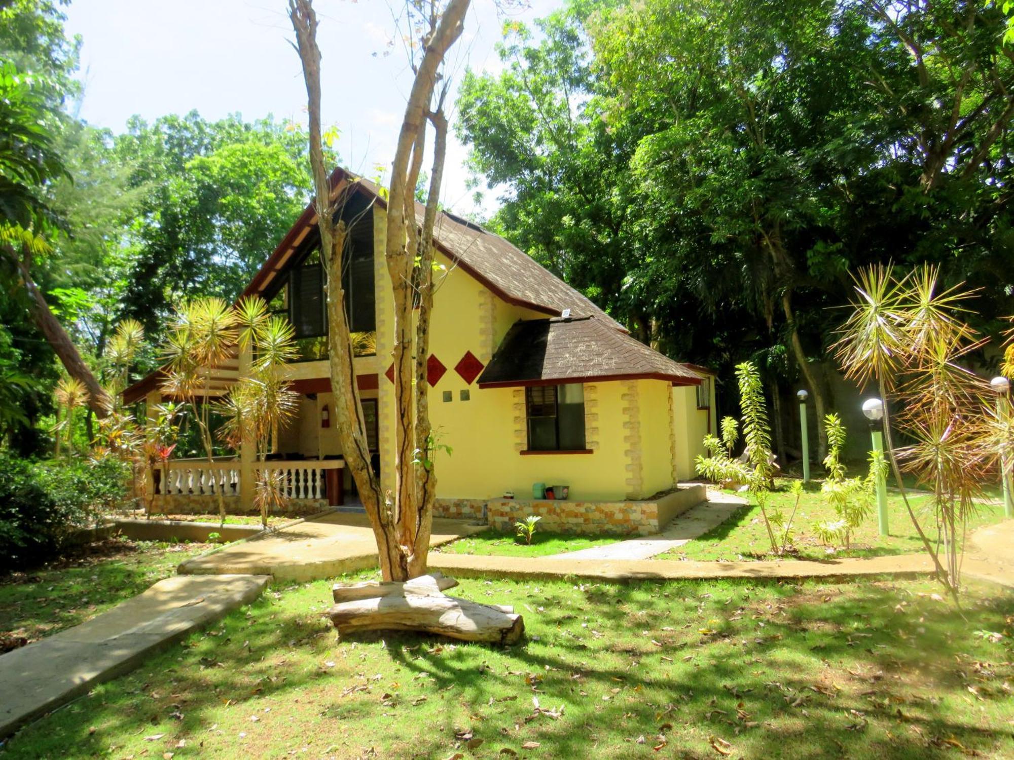 Alonaland Resort Panglao Esterno foto
