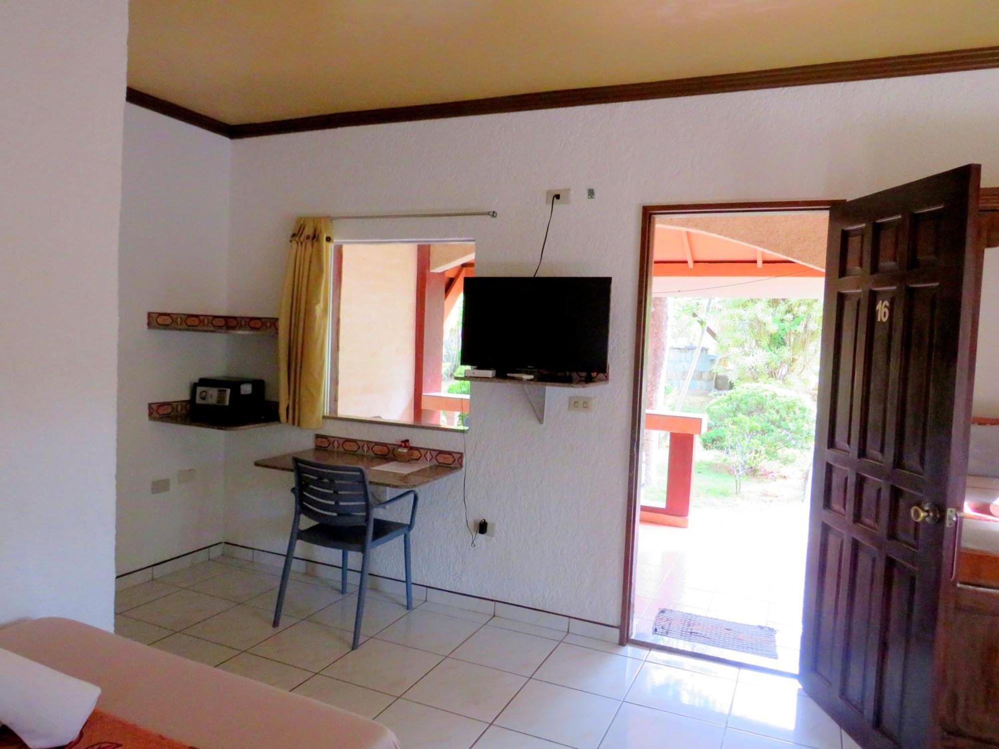 Alonaland Resort Panglao Esterno foto