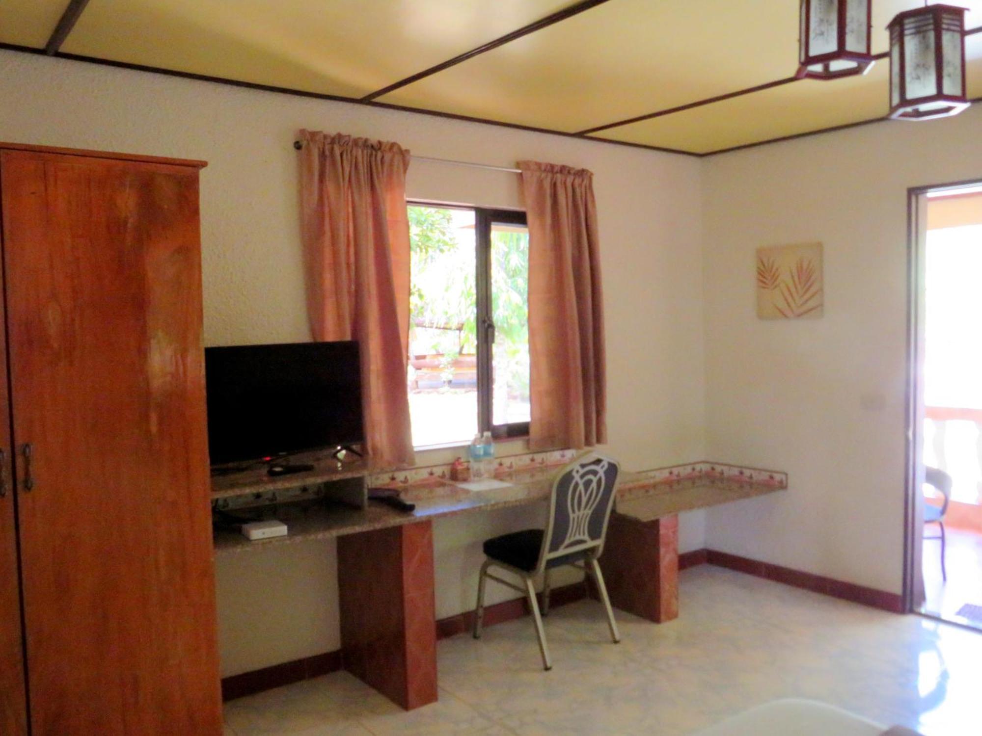 Alonaland Resort Panglao Esterno foto